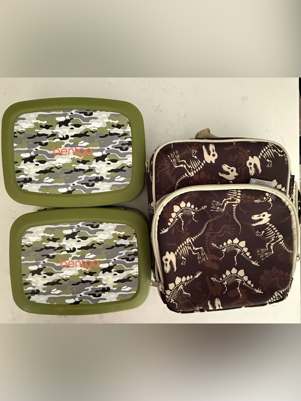 Bentgo boxes (2) camo and bentology lunch bag